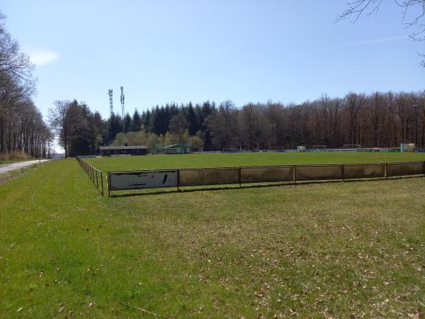 Sportplatz Altenkirchener Straße - Berod bei Hachenburg