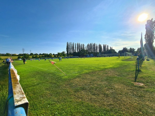 Stadion SK Baník Modlany - Modlany
