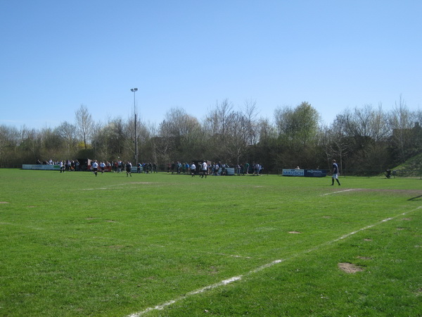 Robert-Selmer-Sportanlage - Kühren-Kleinkühren