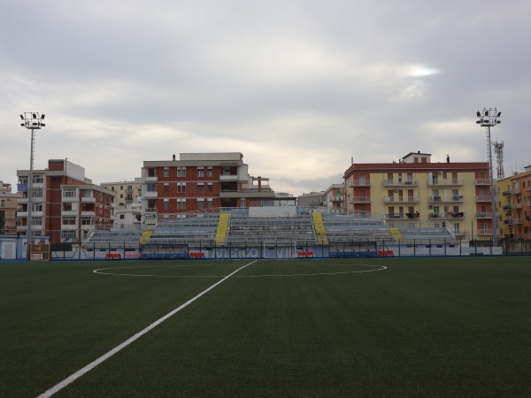 Stadio Riccardo Spina - Vieste
