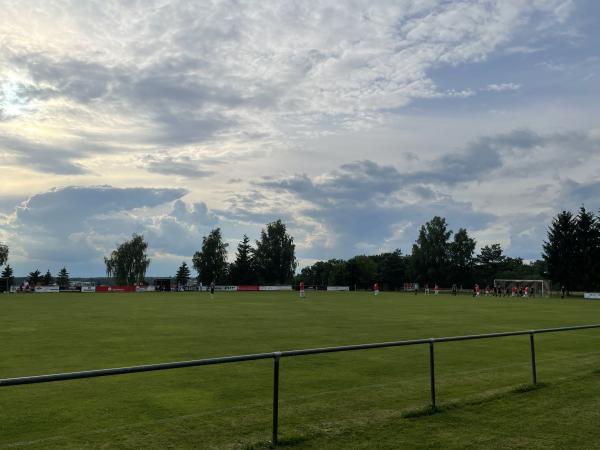 Sportgelände am Kreuzfeld - Maxhütte-Haidhof-Leonberg