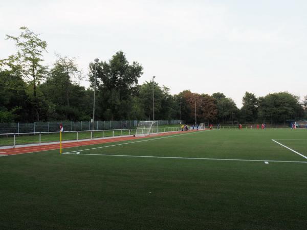 Sportplatz Diedenhofener Straße - Dortmund-Westfalenhalle-Kreuzviertel