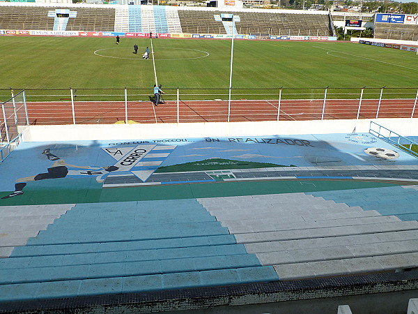 Estadio Monumental Luis Tróccoli - Montevideo