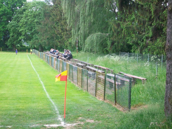 Stadion Gminny w Grzmiącej - Grzmiąca