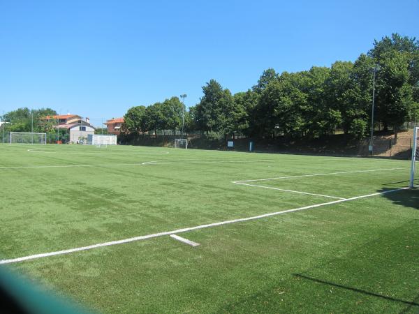 Campo da Calcio Igor Crescentini - Montegiardino