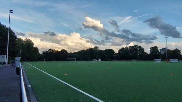 Johann-Dahmen-Sportanlage Platz 2 - Neuss-Holzheim