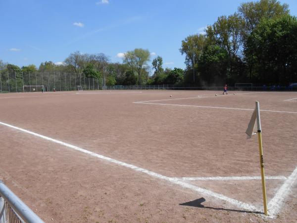 Sportplatz Subbelrather Straße - Köln-Ehrenfeld