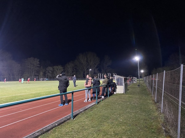 Leichtathletikplatz am Rednitzgrund - Nürnberg-Katzwang