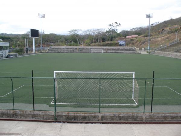 Estadio Nacional de Fútbol - Managua