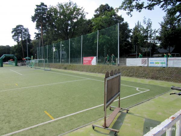 Sportanlage Rudolf-Breidscheid-Straße Platz 2 - Potsdam-Babelsberg