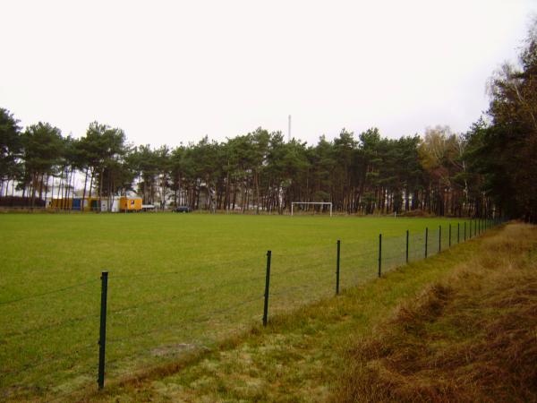 Sportplatz an der Raffinerie - Lingen/Ems-Holthausen