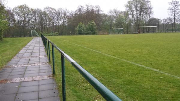 Stipper-Barthel-Platz - Pinneberg-Waldenau