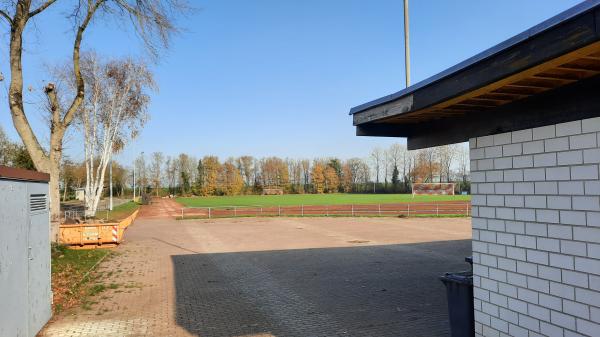 Sport- und Freizeitzentrum Am Bassin - Freiburg/Elbe