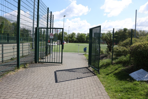 Sportplatz Straße zur Mühle - Troisdorf-Eschmar