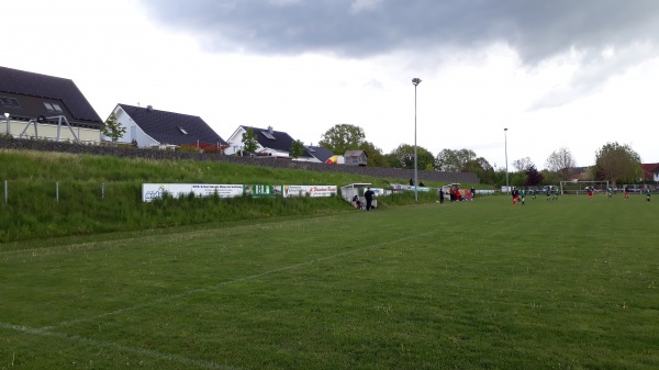 Sportplatz am Baumgarten - Weimar/Lahn-Niederweimar