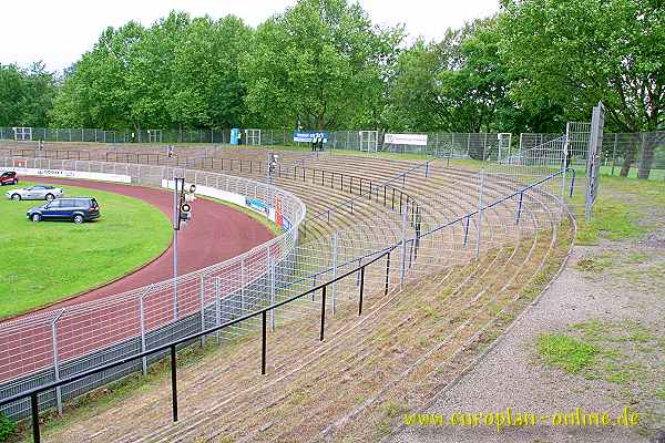 Stadion am Bornheimer Hang - Frankfurt/Main-Bornheim