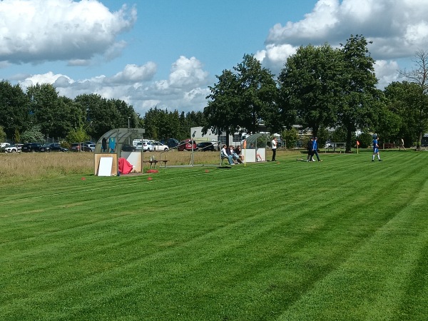 Sportplatz am Mittelweg - Holthusen