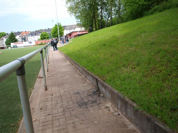 Eberhard-Piekenbrock-Stadion - Essen/Ruhr-Holsterhausen