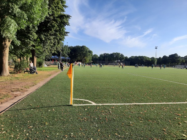 Bezirkssportanlage Rollsport-Stadion Platz 22 - Bremen-Östliche Vorstadt