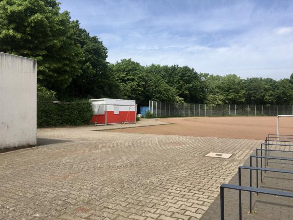 Sportplatz Gesamtschule Eil - Köln-Porz-Eil
