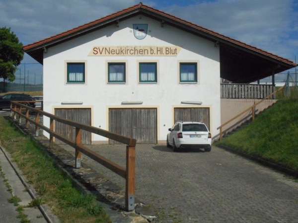 Sportplatz Neukirchen - Neukirchen beim Heiligen Blut