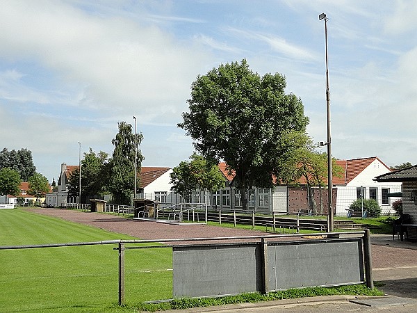 Sportplatz Großer Garten - Friedrichstadt