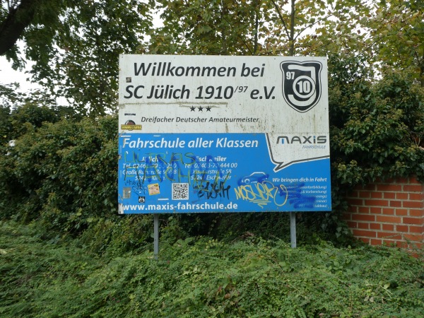 Karl-Knipprath-Stadion - Jülich