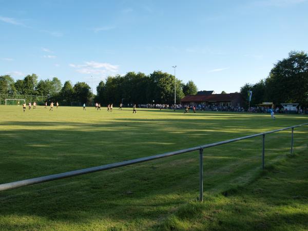 Sportplatz am Maibaum - Büren/Westfalen-Weiberg