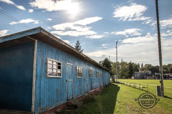 Stadion TJ Slovan Velvary - Velvary