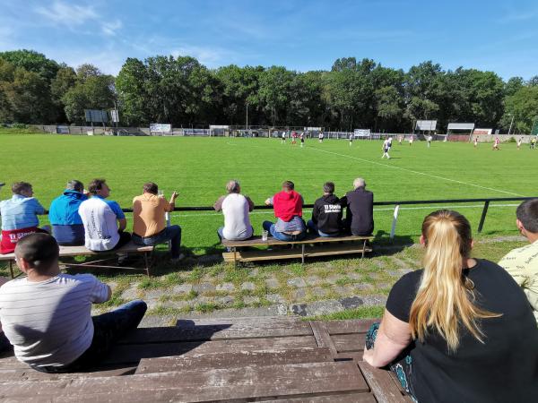 Fotbalové hřiště Slovan Ostrava - Ostrava-Mariánské Hory a Hulváky