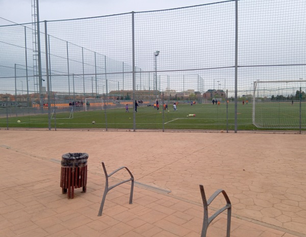 Campo de Fútbol Espartales - Alcalá de Henares, MD