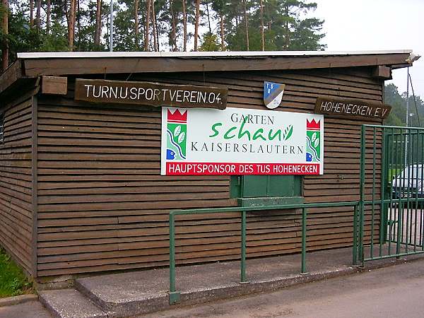 Deutschherrnhof-Stadion - Kaiserslautern-Hohenecken