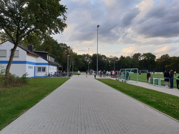 Sportanlage Thurner Kamp - Köln-Dellbrück