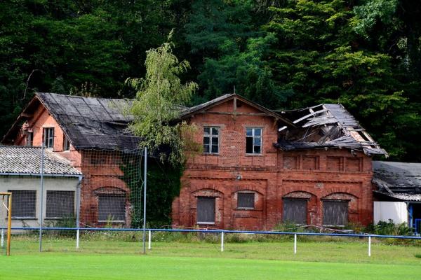 Friedrich-Ludwig-Jahn-Sportplatz - Tangerhütte