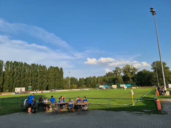 Sportplatz Mannswörth - Mannswörth