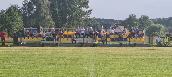 Boisko w Drągowinie - Drągowina