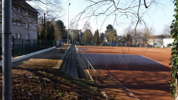 Sportplatz Rixdorfer Straße - Köln-Mülheim
