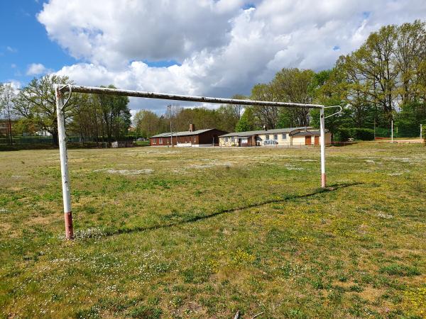 Sportplatz am Vereinshaus - Ottendorf-Okrilla-Medingen