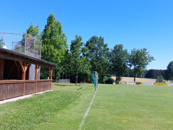 Herrmann-Well-Stadion - Oberschweinbach-Günzlhofen