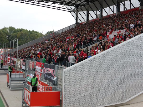 Stadion an der Hafenstraße - Essen/Ruhr-Bergeborbeck