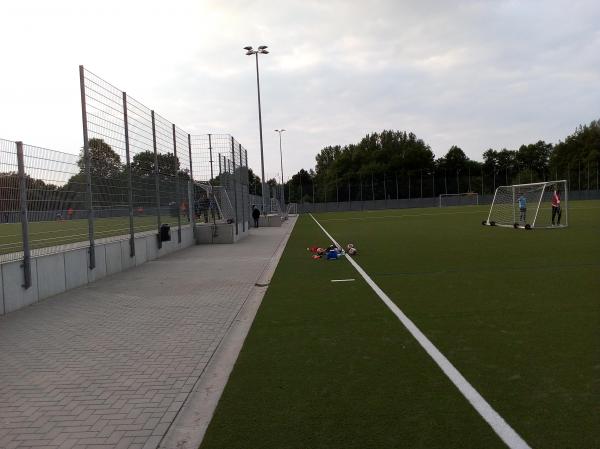 Sportanlage Vogt-Kölln-Straße Platz 2 - Hamburg-Stellingen