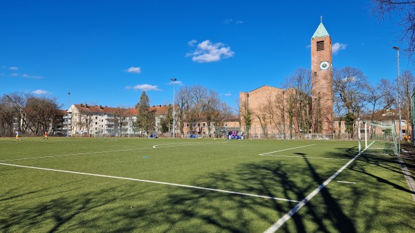 Sportanlage Riegerhofstraße Platz 3 - München-Laim