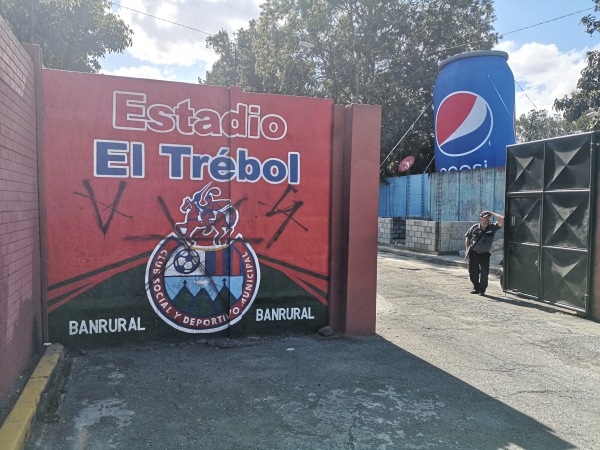 Estadio El Trébol - Ciudad de Guatemala