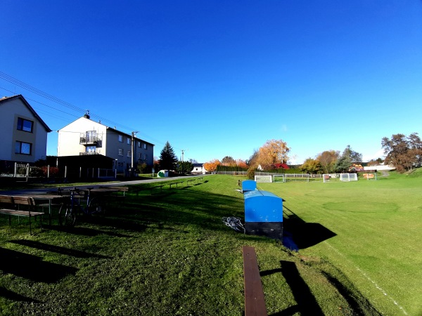 Hřiště Hadačka - Výrov-Hadačka