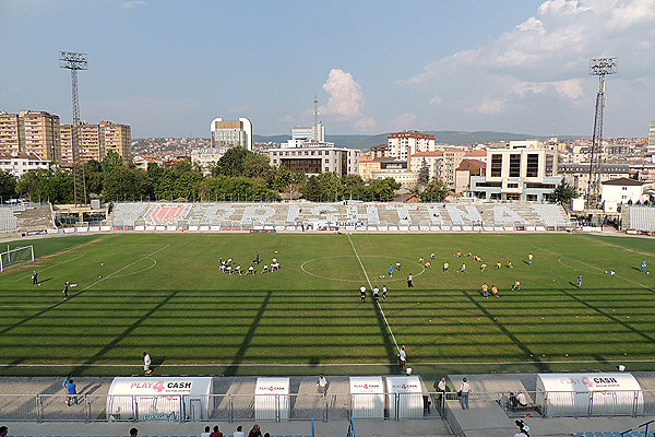 Stadiumi Fadil Vokrri - Prishtinë (Pristina)