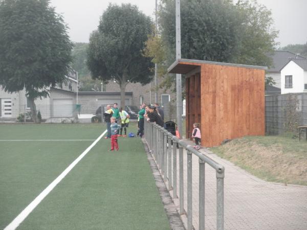 Jugendstadion Nebenplatz 2 - Düren-Rölsdorf