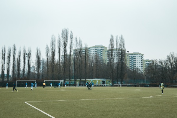 Sportanlage Königshorster Straße - Berlin-Märkisches Viertel