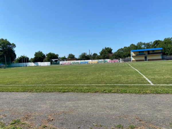 Stadion Avanhard - Radomyshl