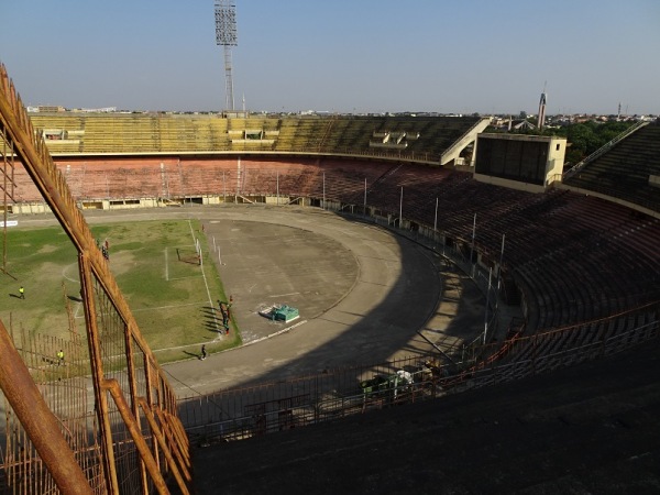 Estádio Cidade Universitária - Luanda