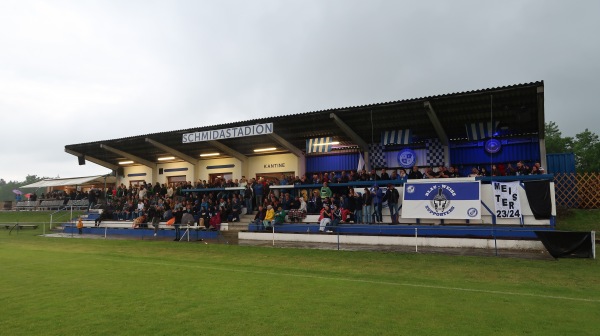 Schmidastadion - Großweikersdorf